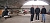 Steffen Grischinski, Steffen Zickenrott und Torsten Pietsch im Hangar, der bei schlechten Wetter zur Partyhalle werden soll.